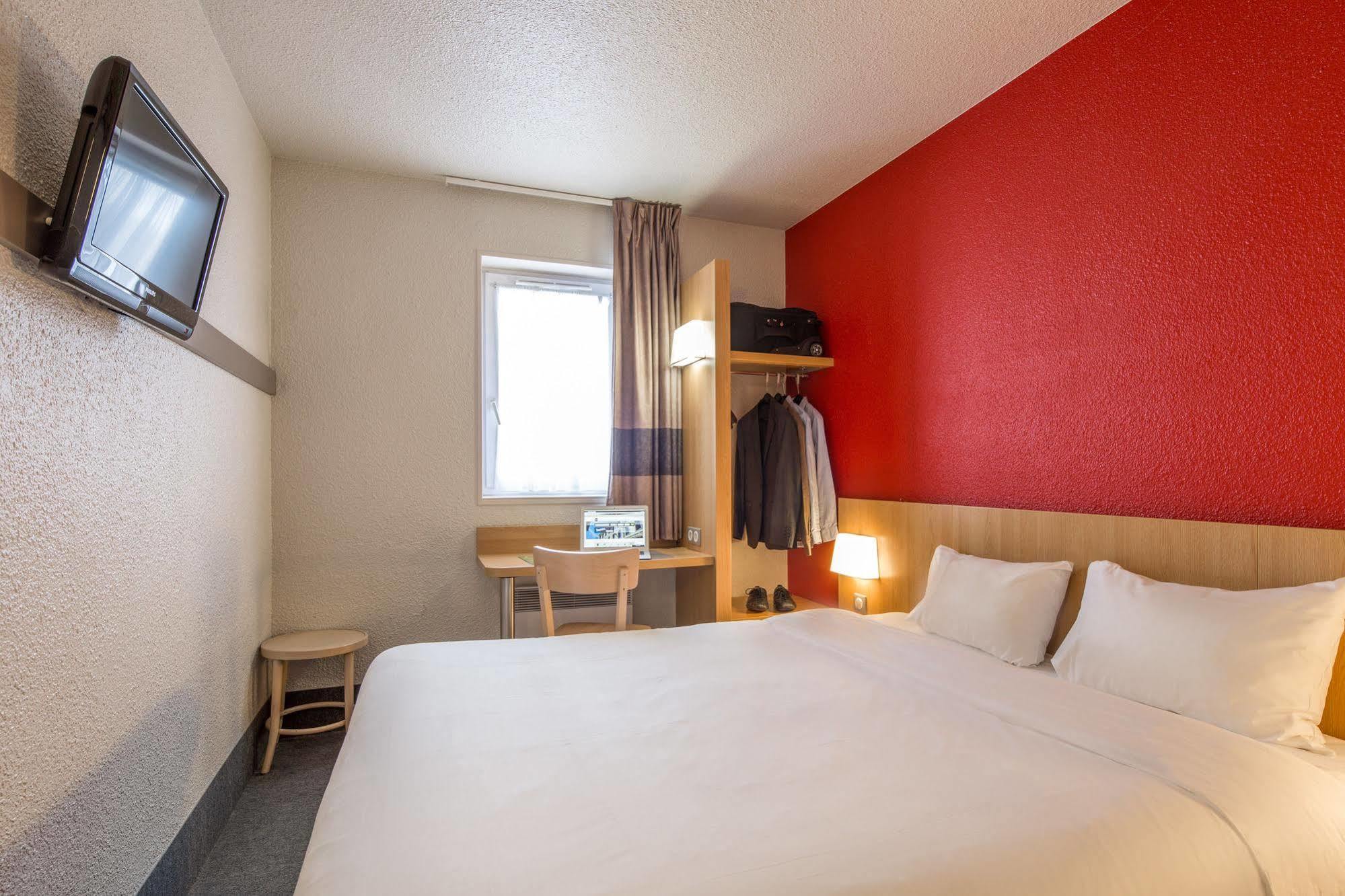 B&B Hotel Annecy Argonay Exterior photo